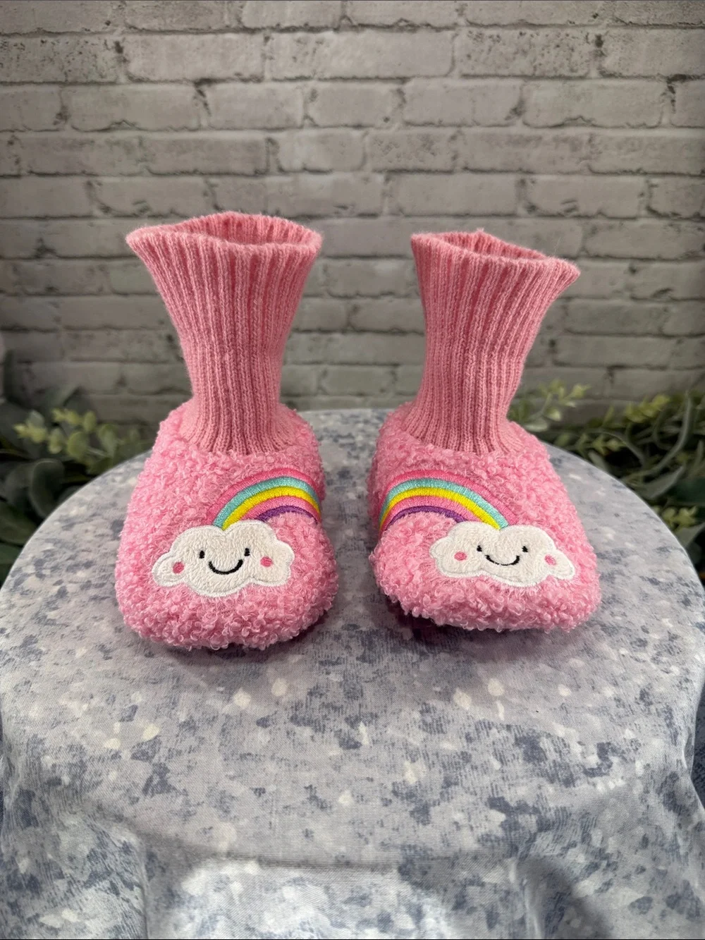 WONDER NATION Pink Fuzzy “Happy Cloud” Sock Collar Bootie Slippers Baby Girls 5M